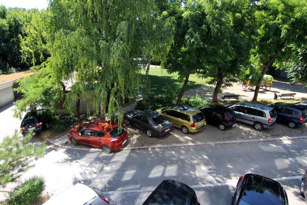 Best view Apartment Novi Sad Buitenkant foto